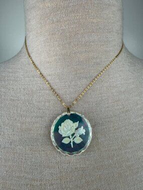 Vintage Intaglio Reverse-Carved AB Coated Crystal Glass Rose Necklace 17"